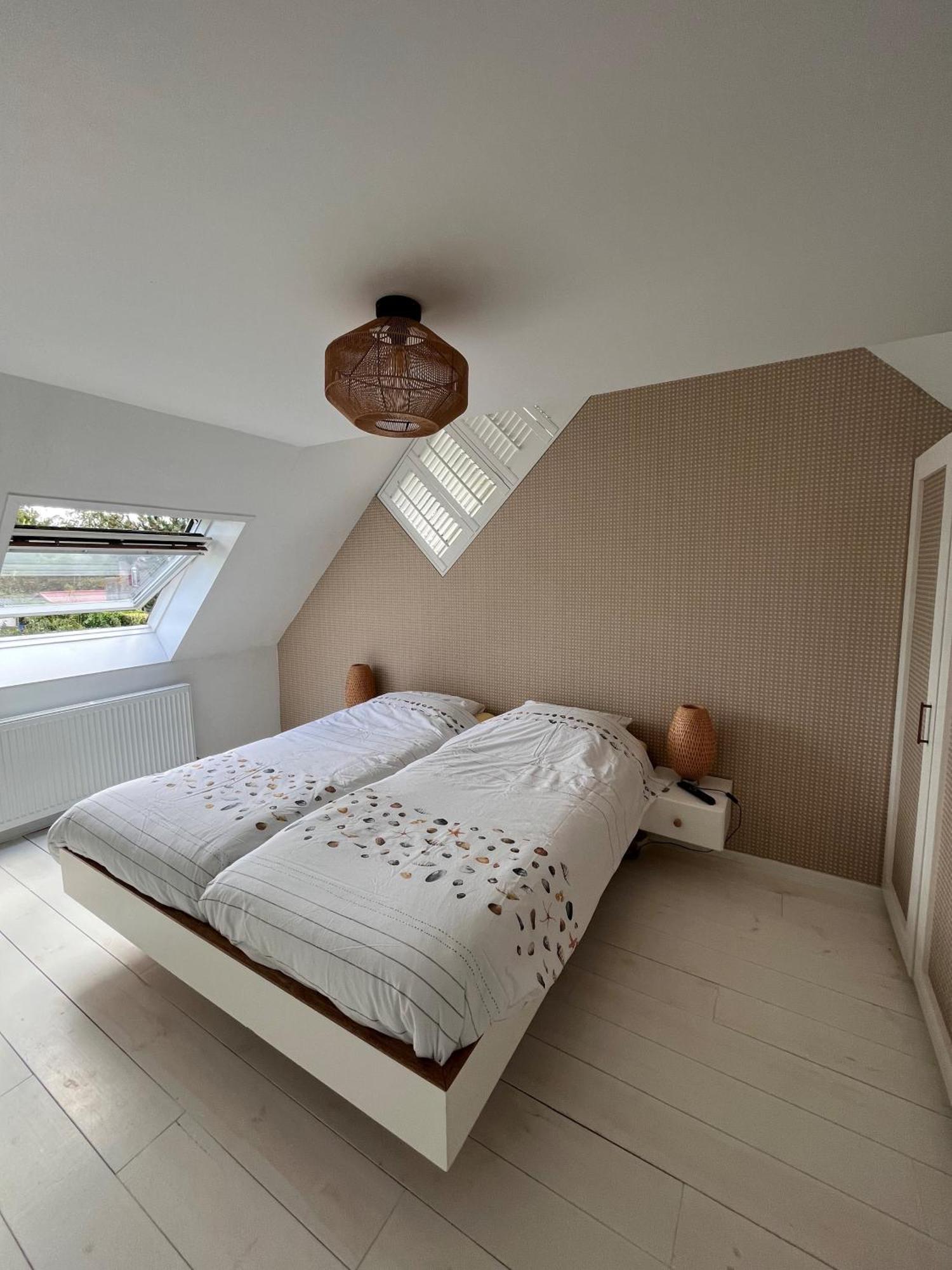 Cosy Vacation With Large Fenced Garden